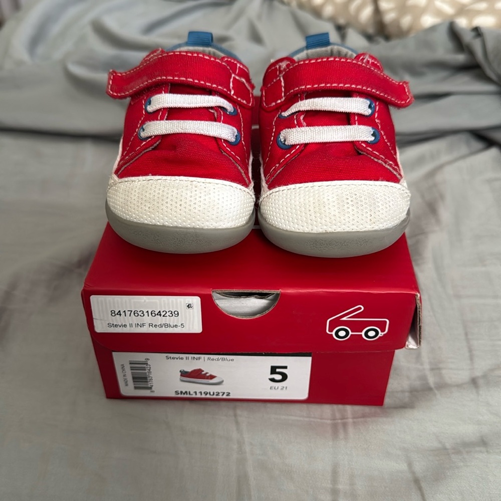 See Kai Run, Stevie II RED Shoe, size 5